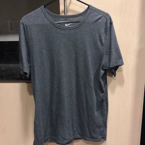 Nike Dri-Fit Men’s L T-shirt